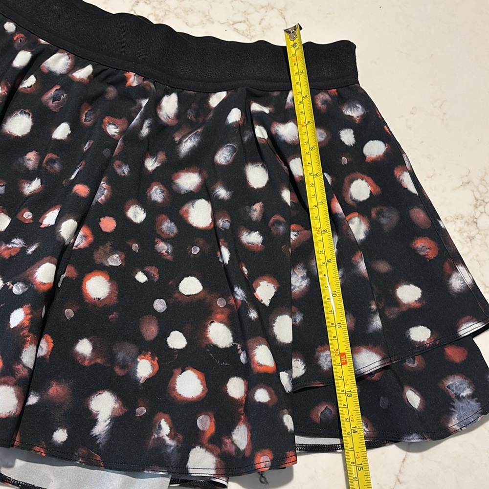 LuLu Lemon skort - Picture 4 of 4